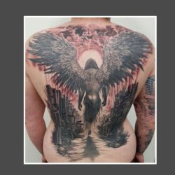 Triple Freaks Ricci Tattoo 001008.jpg